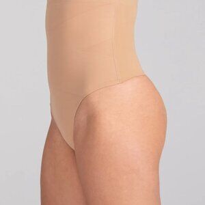 Honeylove shapewear. NWT Superpower thong